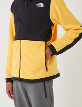 Load image into Gallery viewer, North Face Denali 2 Fleece Jacket - TNF Yellow